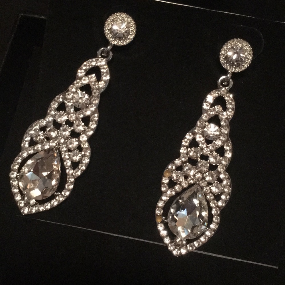 NPC Competition Jewelry Set